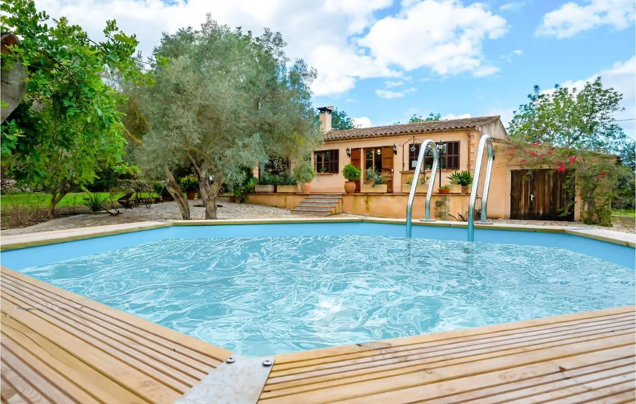 Nice Home In Manacor With House A Mountain View بيت للعطل