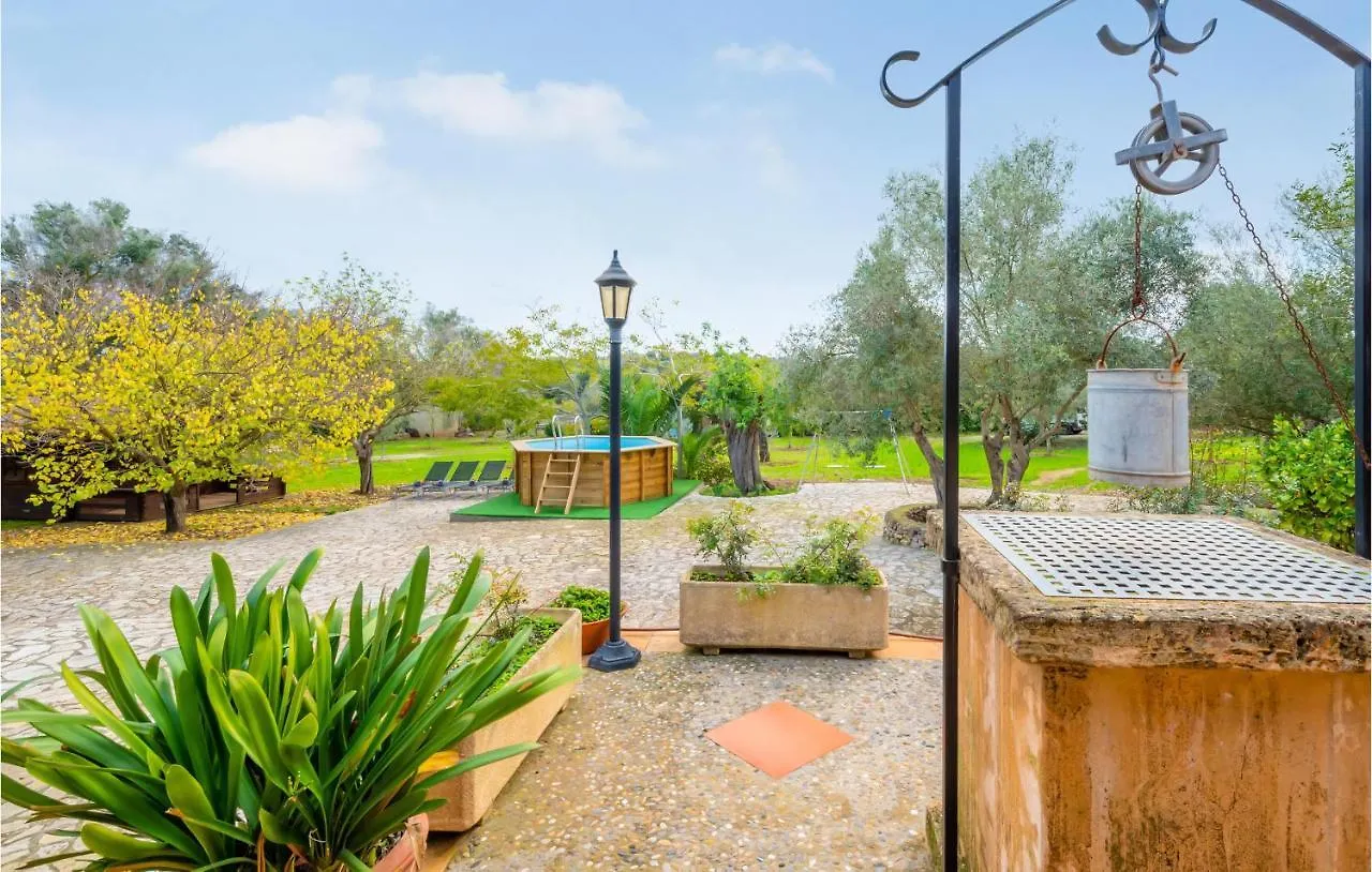 Nice Home In Manacor With House A Mountain View 0*, ماناكور